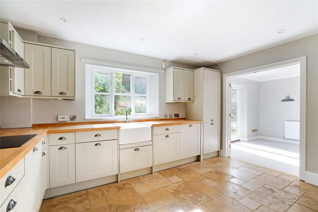 4, Sweeps Lane, Oxfordshire photo 2