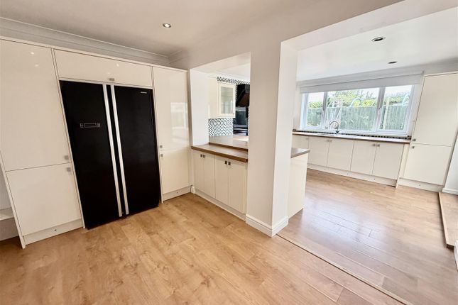 2, Briar Close, Houghton Le Spring photo 4