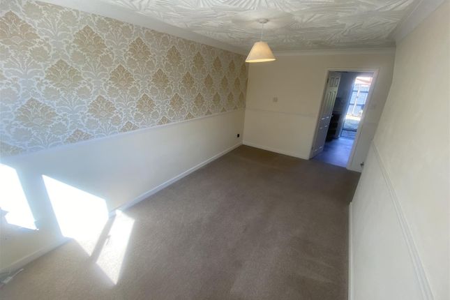 5, Clipper Close, Bridgwater photo 3