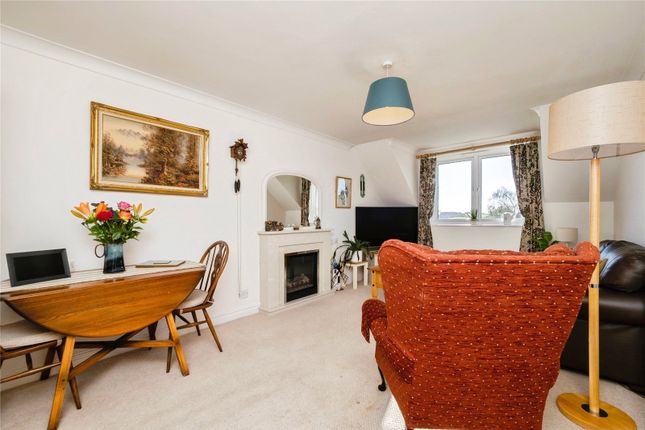 57, Orcombe Court, Exmouth photo 4