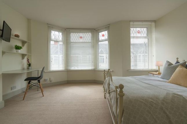 140, Mackintosh Place, Cardiff photo 4