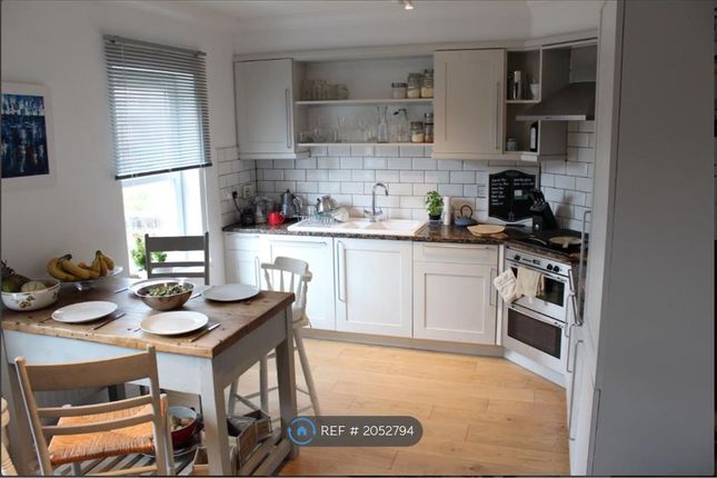 Terraced house to rent in Marshall Square, Southampton