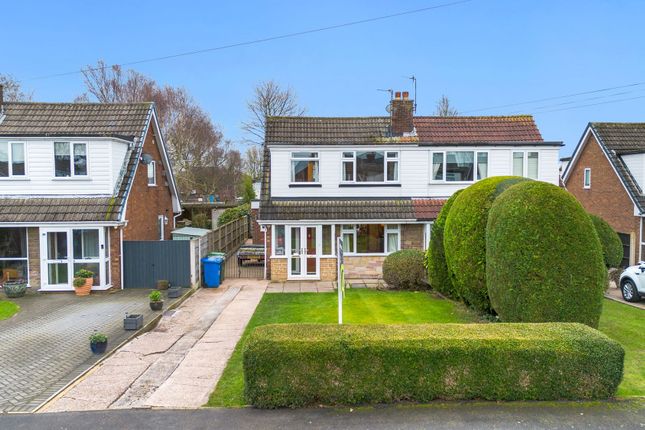 3-bed house on 42 Parkland Close, Warrington, £340,000