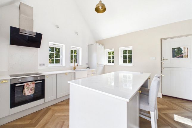Woodhouse Lodge,, Woodhouse Lane, Chelmsford photo 2