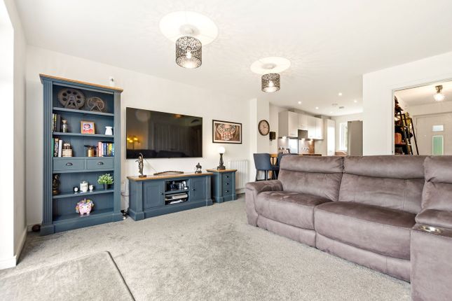 121, Hillhead Crescent, Mauchline photo 4