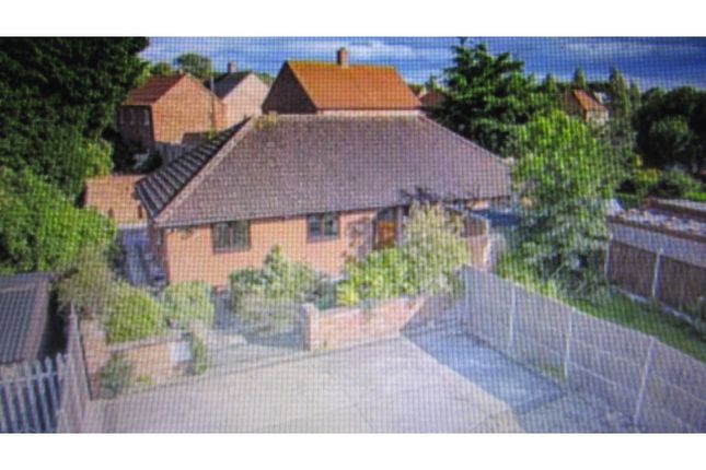 Detached bungalow for sale in Hykeham Road, Lincoln