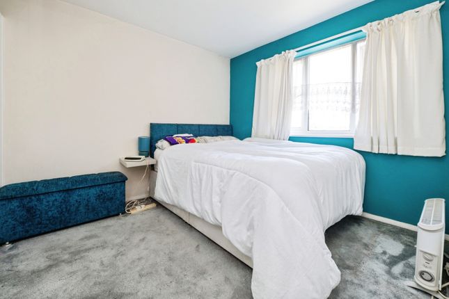 28, Benyon Path, Essex photo 4