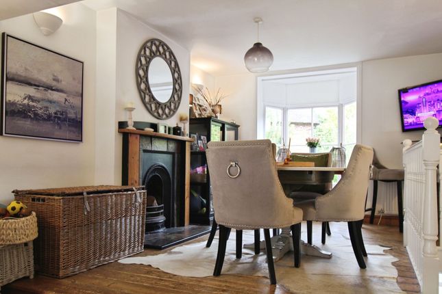 5 Wilcot Road, Pewsey photo 2
