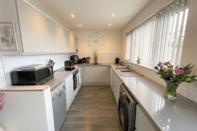 3 Trethern Close, Camborne photo 3