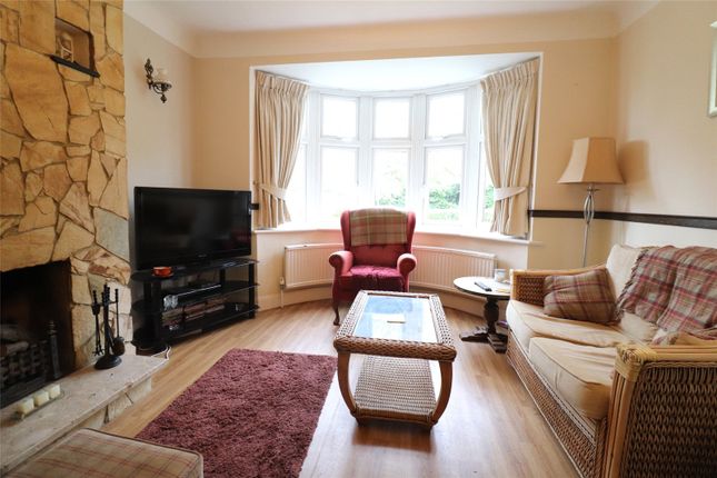 160, Park Crescent, Northumberland Heath photo 4