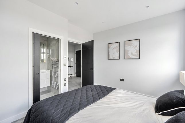 Flat 74, Haredon House, 810, London Road, Sutton photo 2