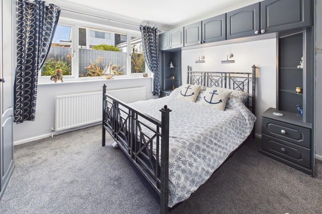22, Mellanear Close, Hayle photo 4