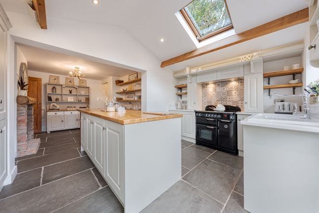 Rose Cottage, Maltkiln Lane, Ormskirk photo 2