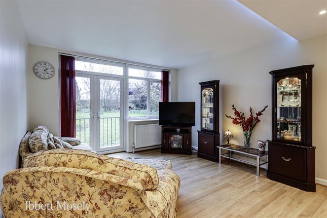 9 Marlborough Court, Croydon Road, Westerham photo 4
