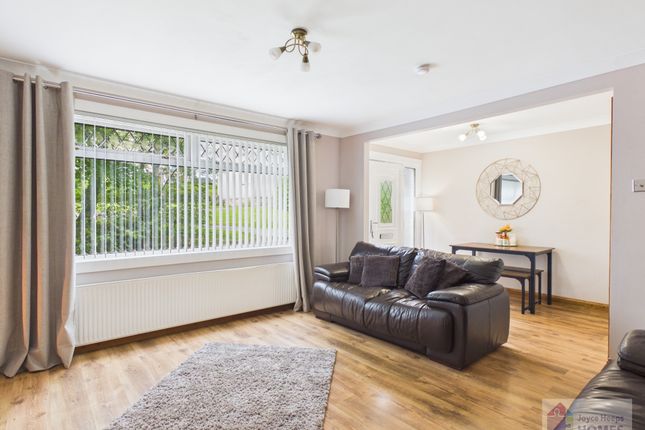 61, Chestnut Crescent, Greenhills, East Kilbride photo 4