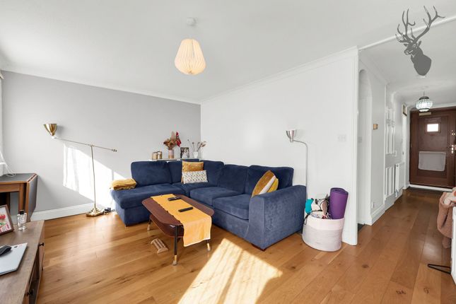 Flat 41, St. Clair House British Street, London photo 4