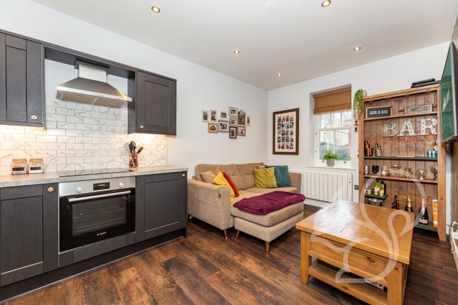 Flat for sale in Meeanee Mews, Colchester