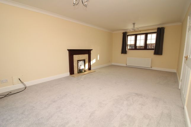 11, Welling Road, Grays photo 2