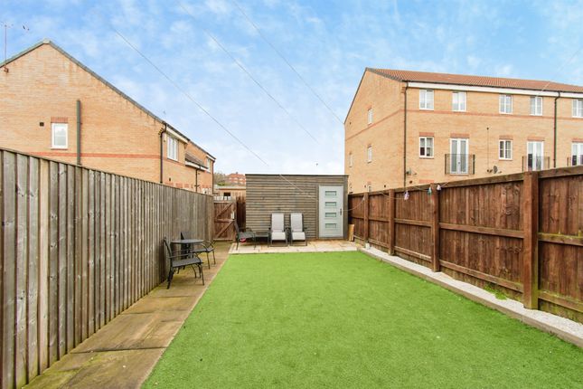 2, Violet Close, CASTLEFORD photo 4