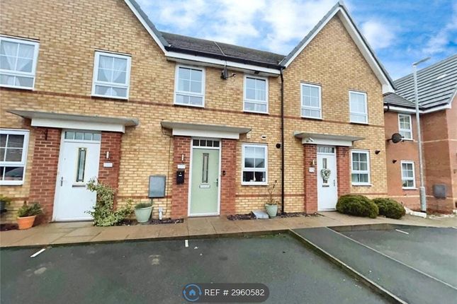 2-bed house on Havilland Place, Meir, Stoke-On-Trent, £900/mo
