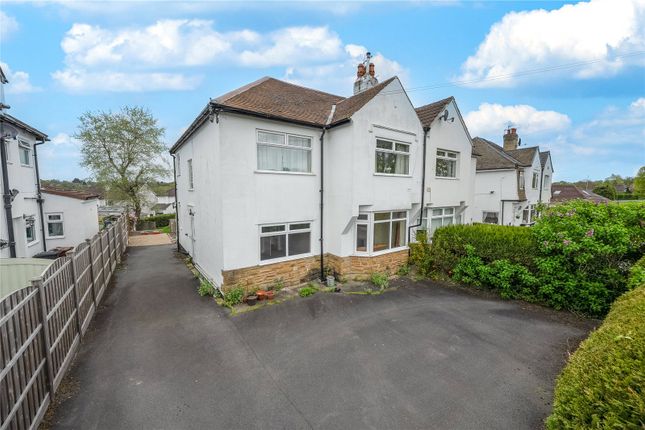 2-bed flat on 12, Buckstone Crescent, West Yorkshire, £185,000
