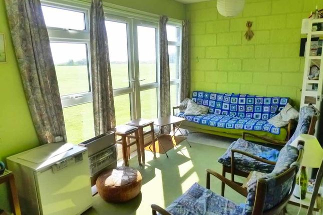 95 Winterton Valley Estate, Edward Road, Great Yarmouth photo 2