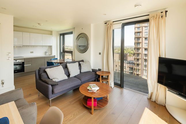 23 Horn Lane, London photo 2