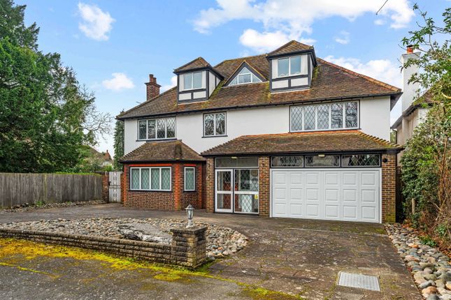 Thumbnail Detached house for sale in Champneys Close, Cheam, Sutton