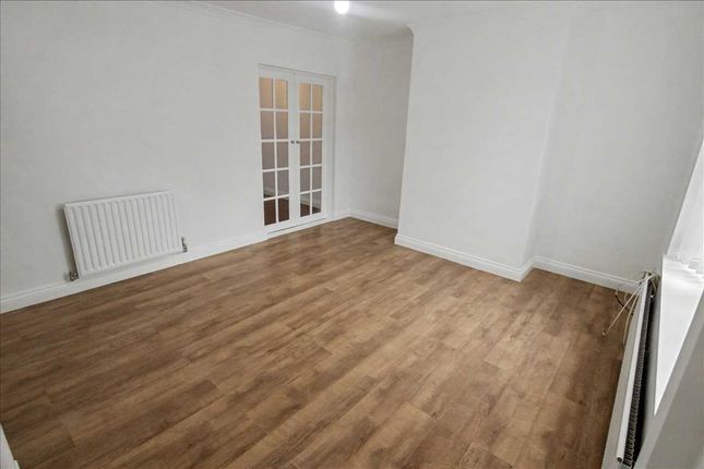 77, Rockwood Crescent, Nottingham photo 4