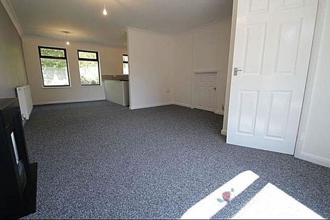 6, Heronswood Drive, Brierley Hill photo 2