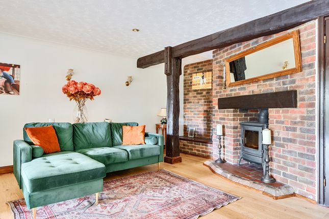 Caxton Cottage, Hill Avenue, Shepherdswell, Dover photo 3