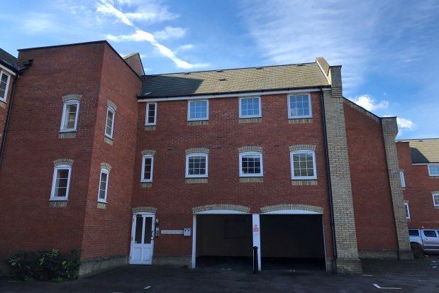 Flat to rent in Maria Court, Colchester