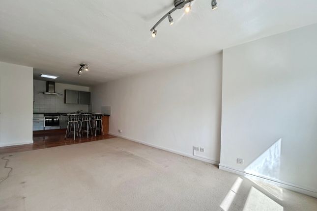 D2 Woodland Grange, 31, Dean Park Road, Bournemouth photo 4