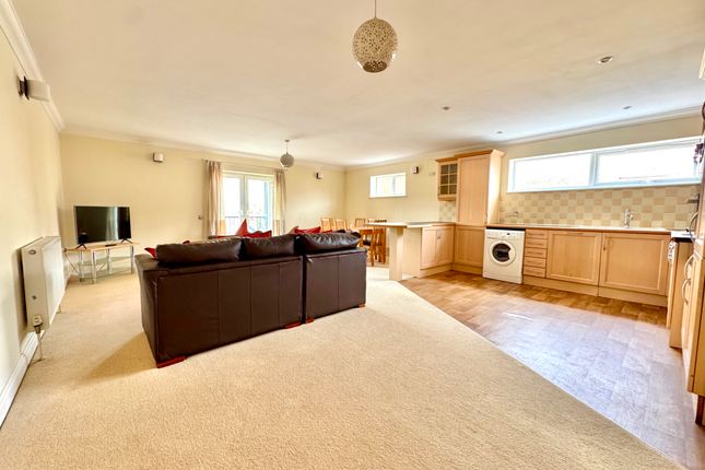 Flat 6 The Mulberrys, Victoria Avenue, Swanage photo 4