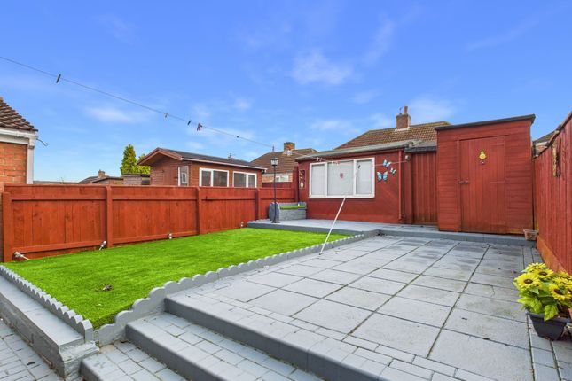 23 Rothbury Gardens, Gateshead photo 4