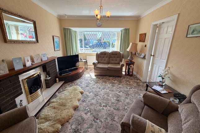 9, Ashdale Avenue, Bolton photo 2