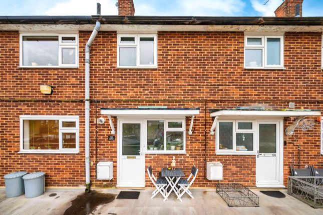 Thumbnail Maisonette for sale in The Quadrant, St.Albans