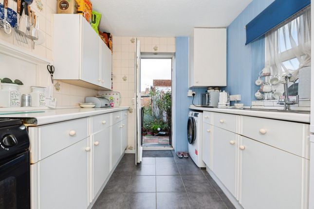 62, Teesdale Road, Dartford photo 4
