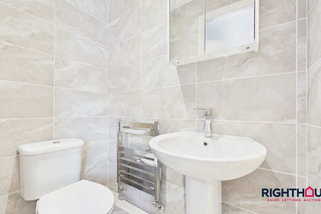 15 Jacana Way, Bradford photo 5