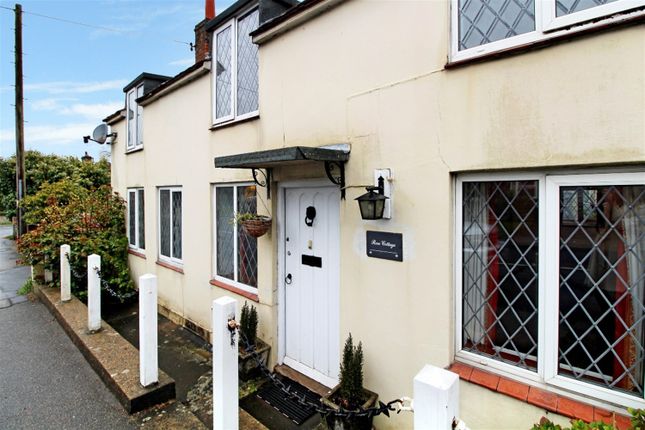 Thumbnail Semi-detached house to rent in Horsham Road, Handcross, Haywards Heath