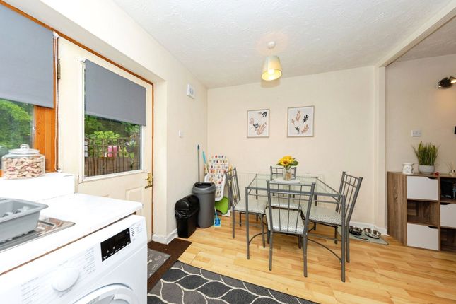 45, Waun Burgess, Carmarthenshire photo 4