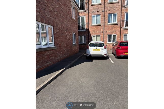 Flat, Harpers Court Hednesford Road, Cannock photo 5