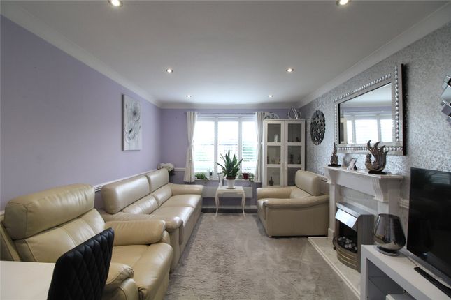 Flat 43, Churchill Court,, Ainsley Close, London photo 4