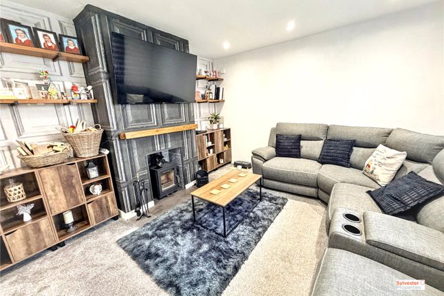 17, Cotswold Terrace, Stanley photo 3