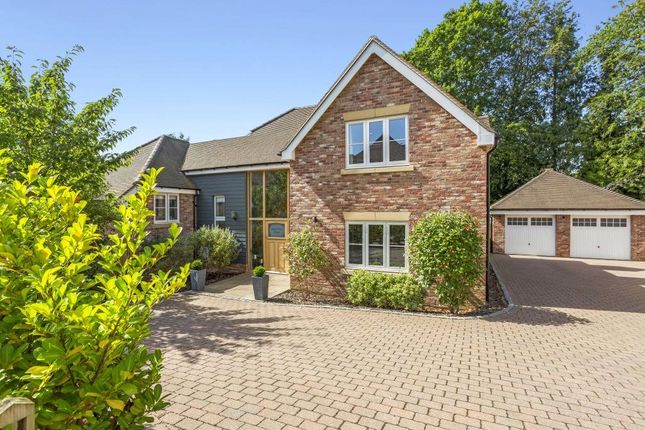 Thumbnail Detached house for sale in The Glen, Pamber Heath