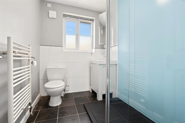 11b, Lodge Farm Lane, Nottingham photo 5