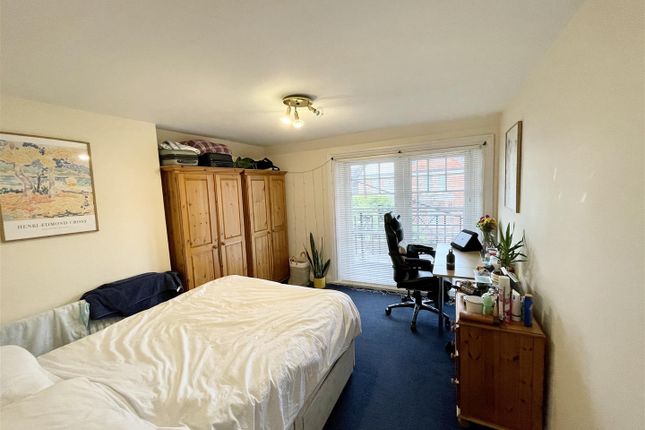 Flat 10, 5, Cleve Road, London photo 4