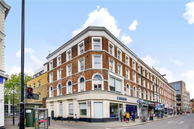 Flat 1, 3-5, Kingsland High Street, London photo 4
