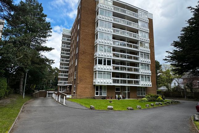 Flat to rent in Manor Road, Bournemouth