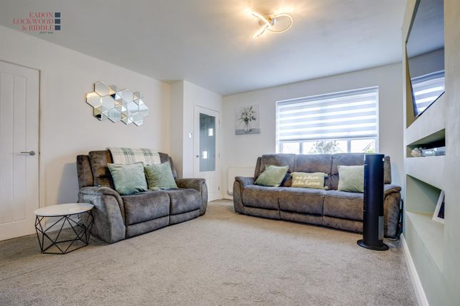 5, Balmer Rise, Rotherham photo 4
